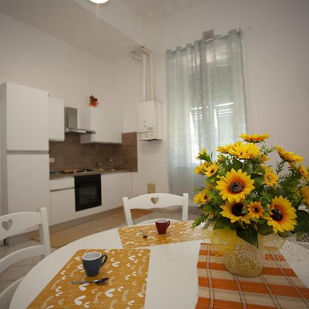 Casa Dea Apartment Livorno Exterior photo